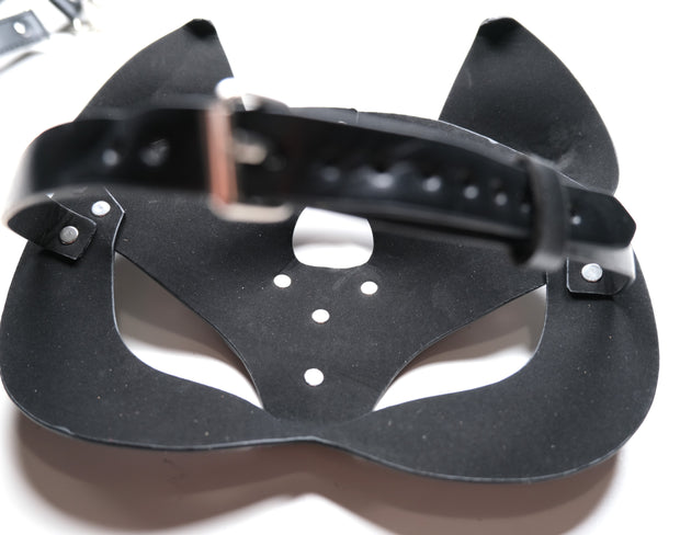 Luxury Mask With Bell Collar Kit